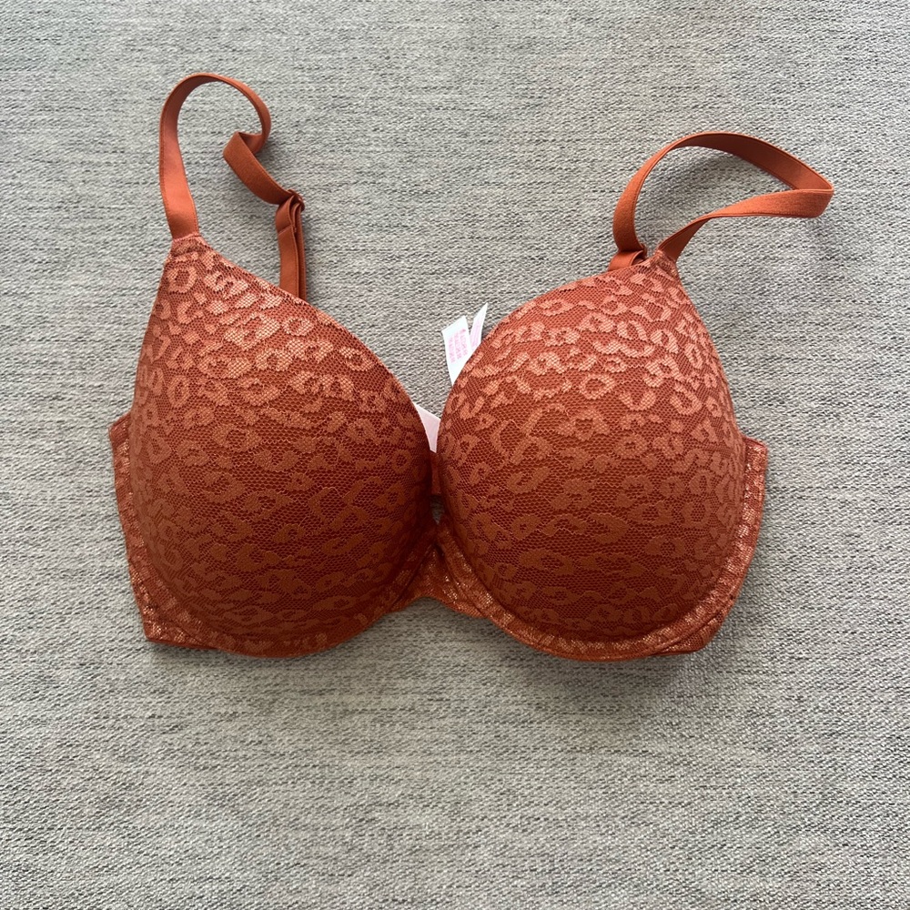 Victoria’s Secret Orange Lace Push-Up Bra 32DDD